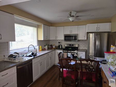 For Lease - 6042 Highway 9 Highway, Caledon, Ontario - Photo 2