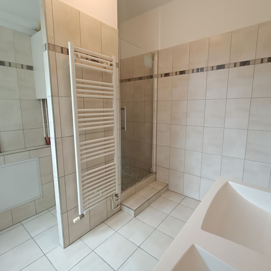 Location Appartement 3 pièces 59m² REIMS 51100 - Photo 1