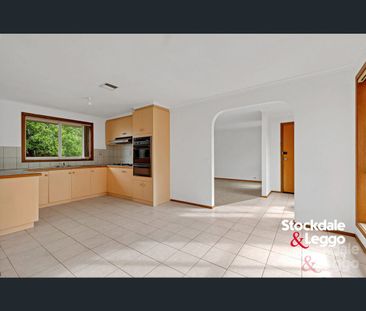6A Care Close, Meadow Heights, Vic 3048 - Photo 5