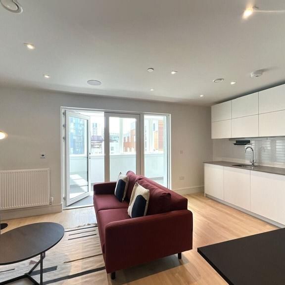 1 bedroom flat to rent - Photo 1