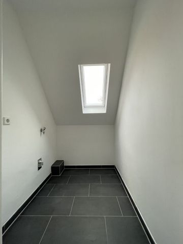 Die perfekte erste eigene Wohnung! Charmante Dachgeschosswohnung in Wolfenbüttel. - Foto 2