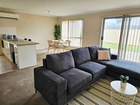 Salisbury Downs - Photo 3