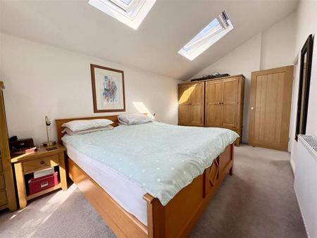 3 bedroom detached house to rent - Photo 5