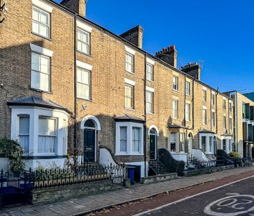 Bateman Street, Cambridge - Photo 2