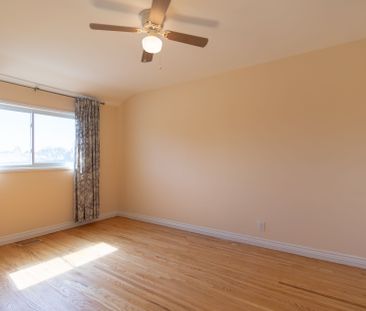 For Lease - 728 Krosno Boulevard, Pickering, Ontario - Photo 5