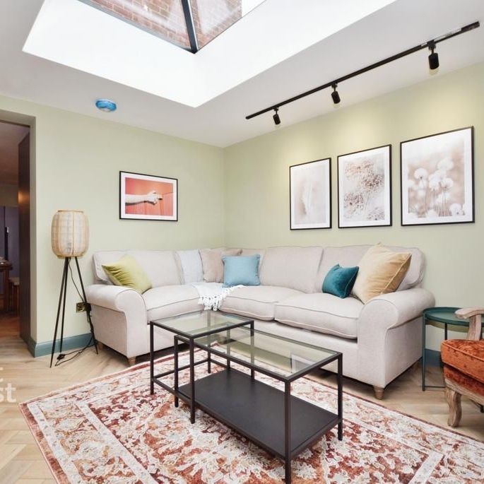 1 bedroom in a house share to rent - Photo 1