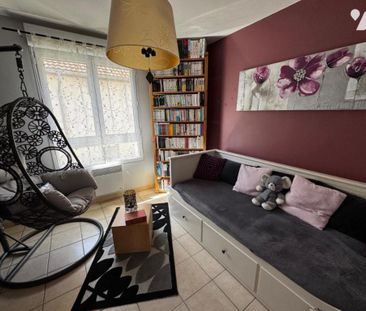 A LOUER APPARTEMENT DE TYPE 3 - MOLAY (39) - Photo 2