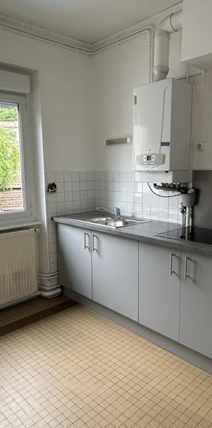 Location Appartement 2 pièces 44m² LE CREUSOT 71200 - Photo 1