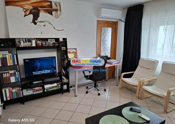 liberty mall | garsoniera 42mp 1985 | AC pat cada boiler balcon | parc - Fotografie 1