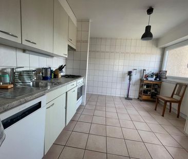 Bel appartement lumineux de 3.5 pièces au 7ème étage avec magnifiqu... - Photo 3