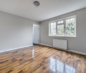 4 bedroom detached house to rent - Photo 6