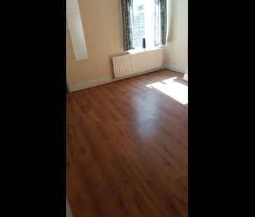 2 Bed Terraced House, Westbury Road, B17 - Photo 4