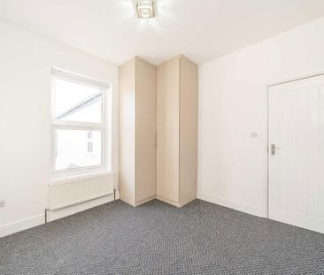 3 bedroom house to rent - Photo 2