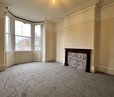 2 bedroom ground floor flat to rent - Photo 6