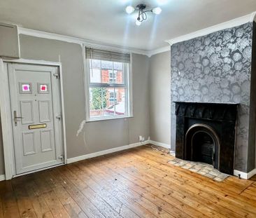 2 bedroom end of terrace house to rent - Photo 6