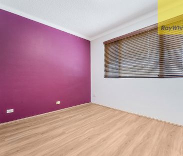 Stylish 2-Bedroom Apartment with Lock-Up Garage in Prime Parramatta... - Photo 2