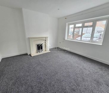 4 bedroom terraced house to rent - Photo 1