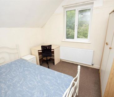 4 bedroom house to rent - Photo 2