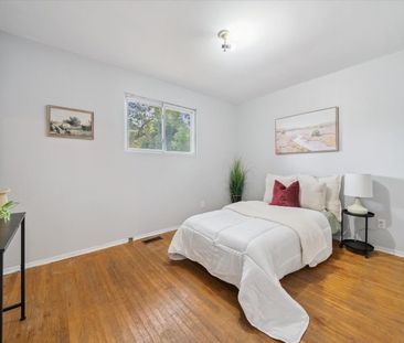 For Lease - 6 Glenecho Drive, Barrie, Ontario - Photo 1