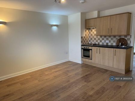 1 bedroom flat to rent - Photo 5