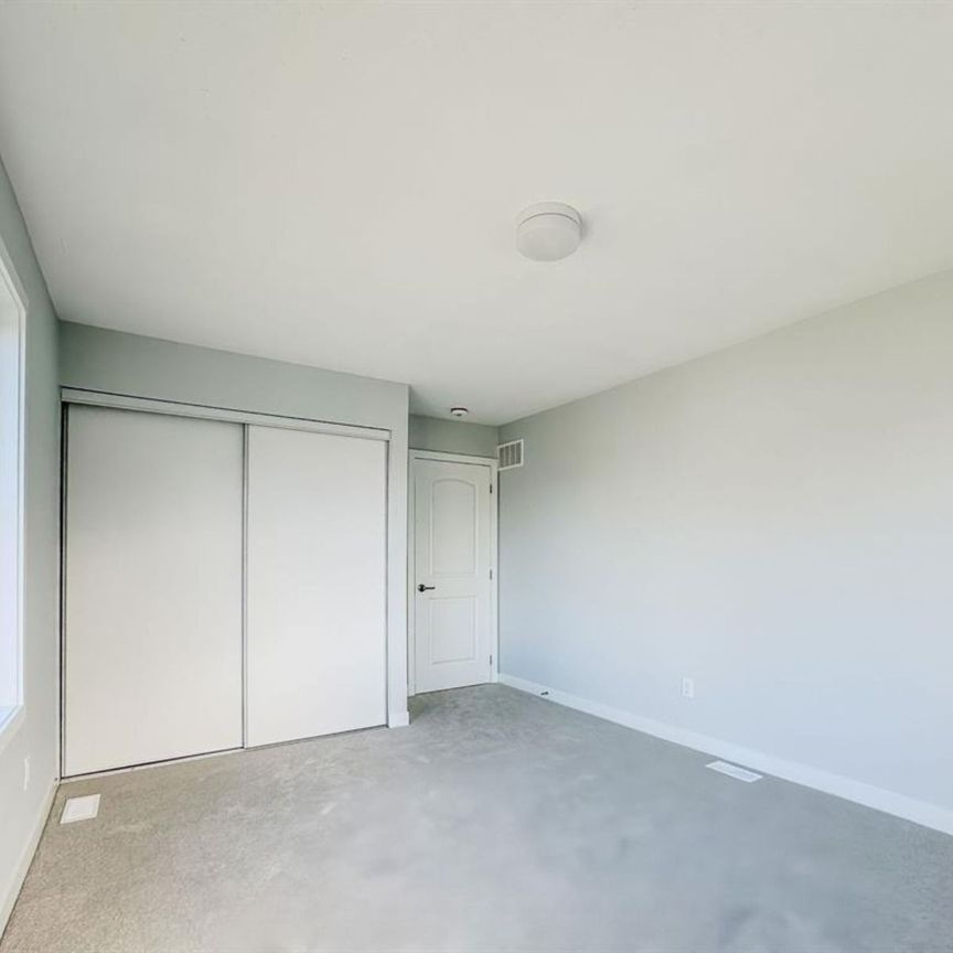 For Lease - 192 Robert Perry Street, North Grenville, Ontario - Photo 1
