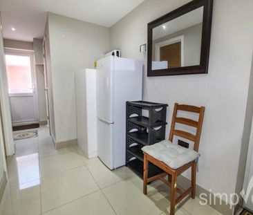 Studio to rent - Photo 6