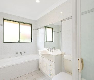 Neat Two Bedroom Apartment in Ideal Location - Photo 6