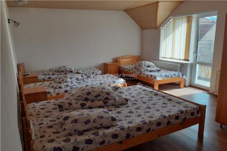 Casa -Cristian Brasov - cazare muncitori - Fotografie 4