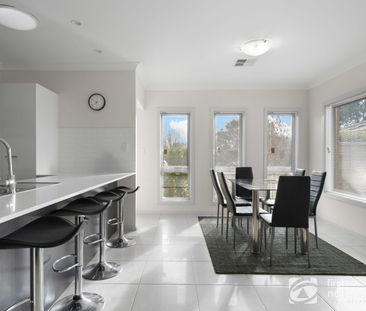 FULLY SERVICED THREE BEDROOM EXECUTIVE VILLA - Photo 3