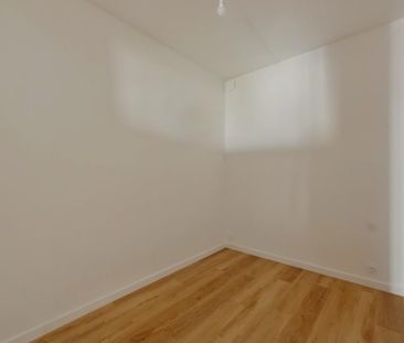 Location Appartement 1 pièce 27m² LA ROCHE POSAY 86270 - Photo 3