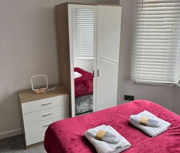 1 bedroom in a house share to rent - Photo 5