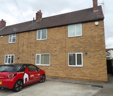 3 bedroom semi-detached house to rent - Photo 1