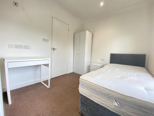 5 bedroom house share to rent - Photo 1