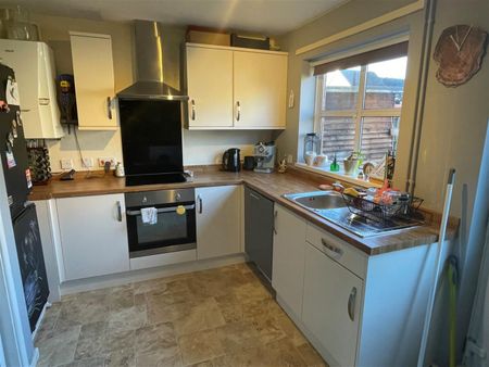 Millbank, Cam - Photo 5