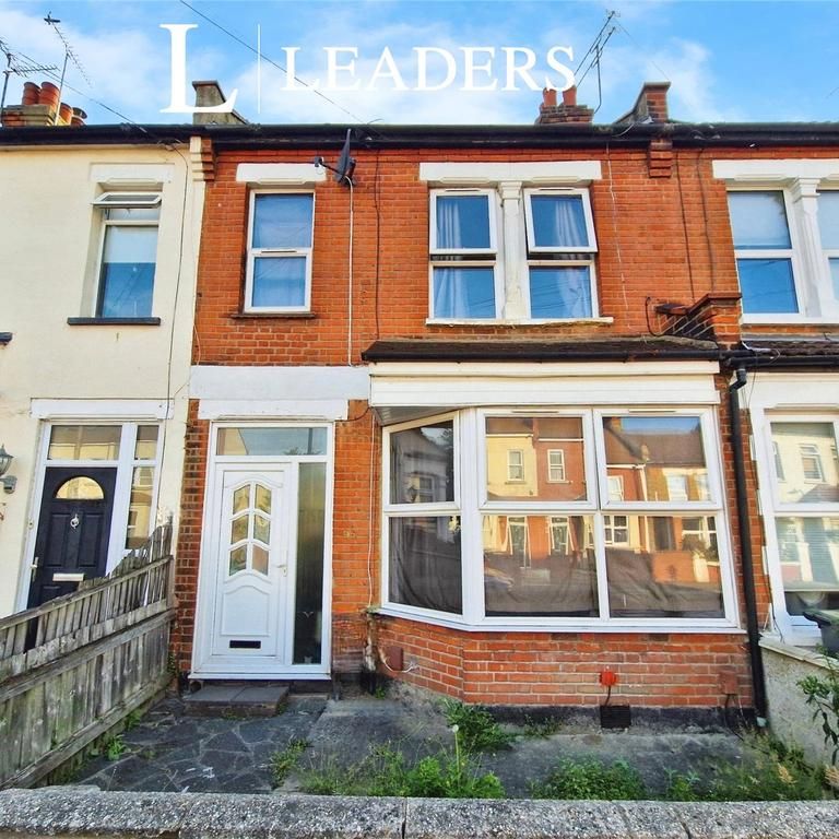 1 bedroom in a house share to rent - Photo 2