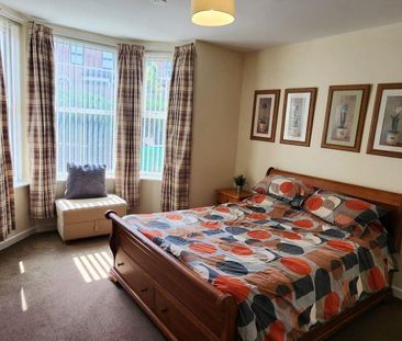 1 bedroom House share to rent - Photo 6