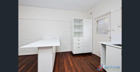 Renovated Gem - Photo 4