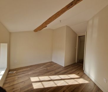 Location Appartement 4 pièces 75m² CAILLOUX SUR FONTAINES 69270 - Photo 4