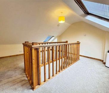 Kings Road, Caversham, Reading, Berkshire, RG4 - Photo 1