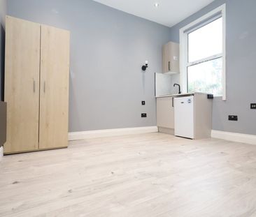 Studio Flat, Nightingale Grove, SE13 - Photo 1