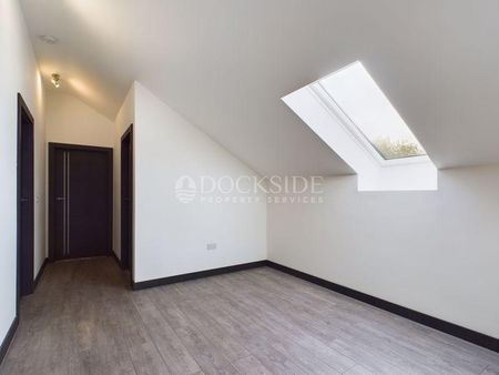 3 bedroom apartment to rent - Photo 2