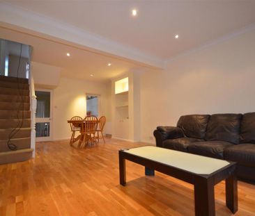 3 bedroom terraced house to rent - Photo 2