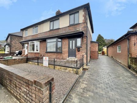 3 bedroom semi-detached house to rent - Photo 2