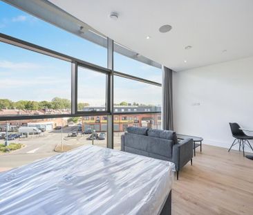 Studio to rent - Photo 1