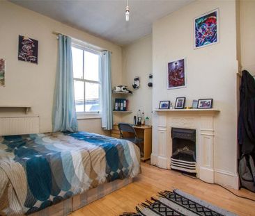 5 bedroom terraced house to rent - Photo 2