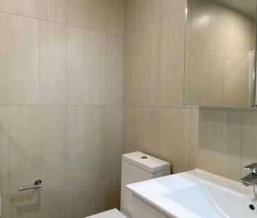 Modern Three Bedroom Apartment in Northcote fo... - Photo 4