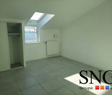 T3 AVEC BALCON ET TROIS PARKINGS - Photo 2