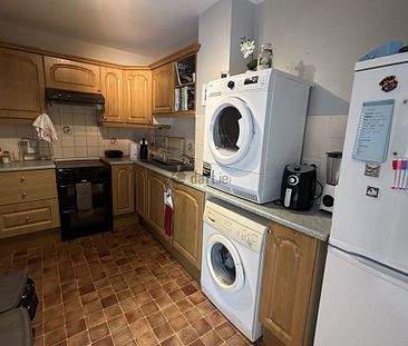 Apartment to rent in Dublin, Templeogue - Photo 2