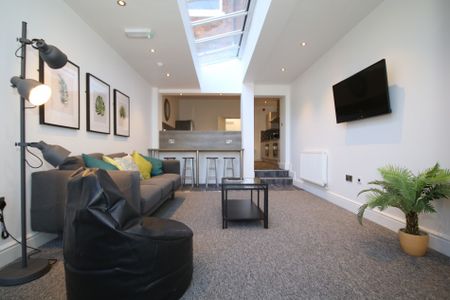 63 Albert Street, Rugby - Photo 3