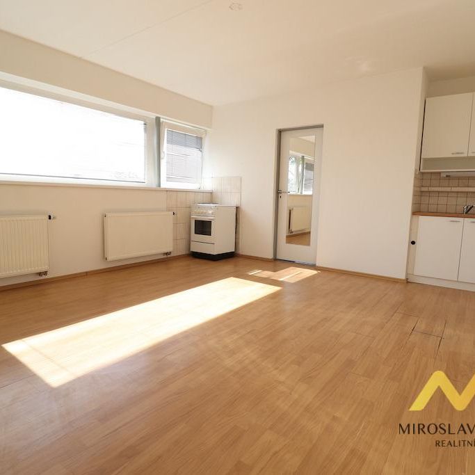 Pronájem bytu 1+kk 35 m2 - Fotografie 1